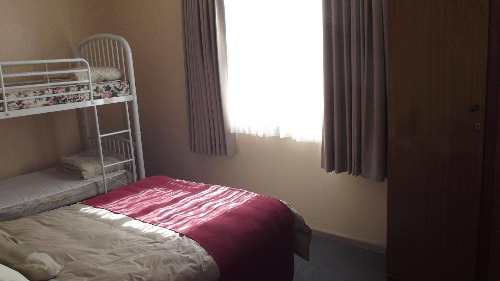 Lakes Entrance Holiday Units Екстер'єр фото