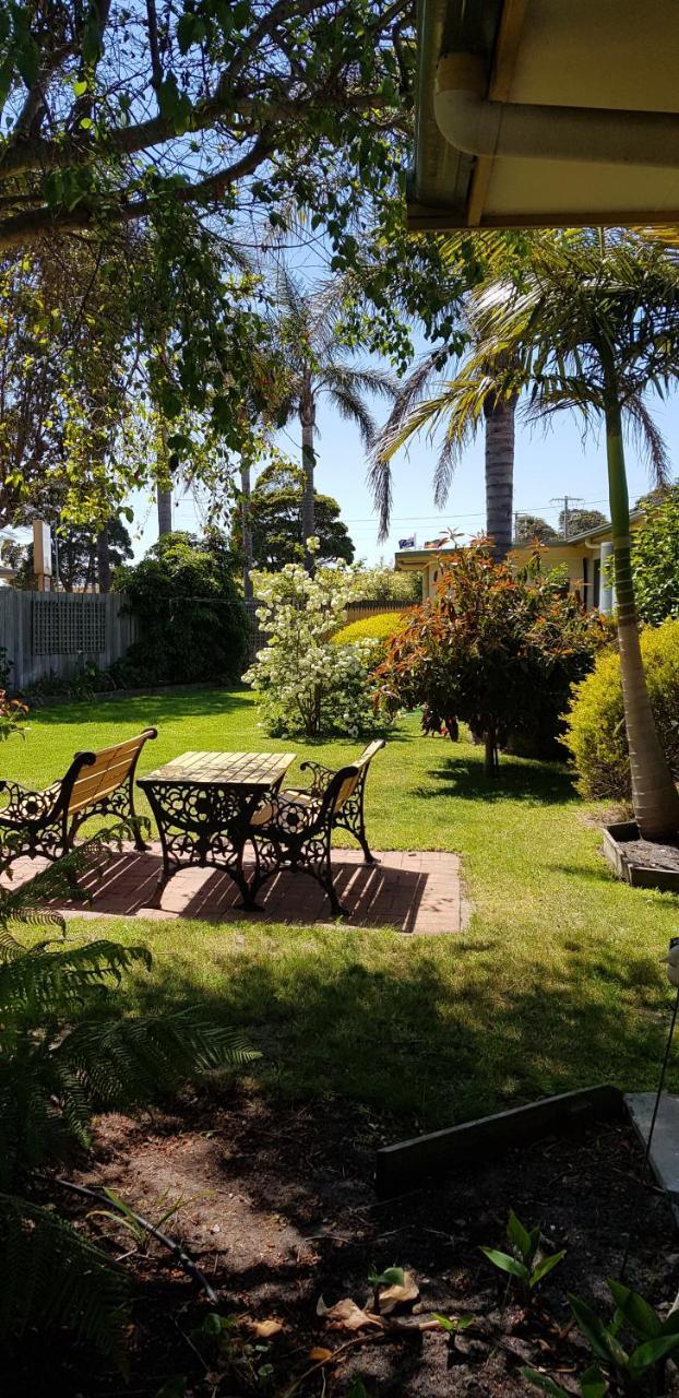 Lakes Entrance Holiday Units Екстер'єр фото
